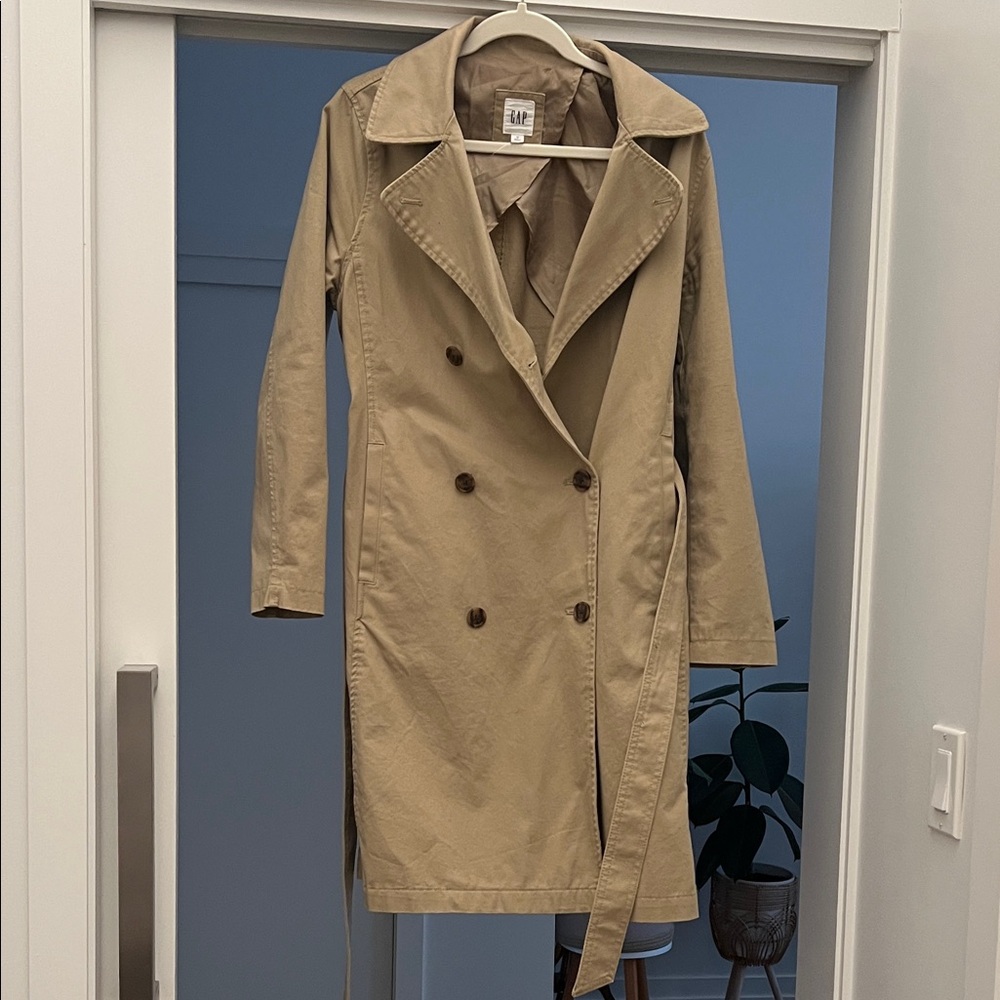GAP Women's Beige Trench Coat
